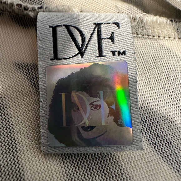 Diane Von Furstenberg Authentic Silk Wrap Dress Brown Black & White Size 2 - Picture 2 of 6